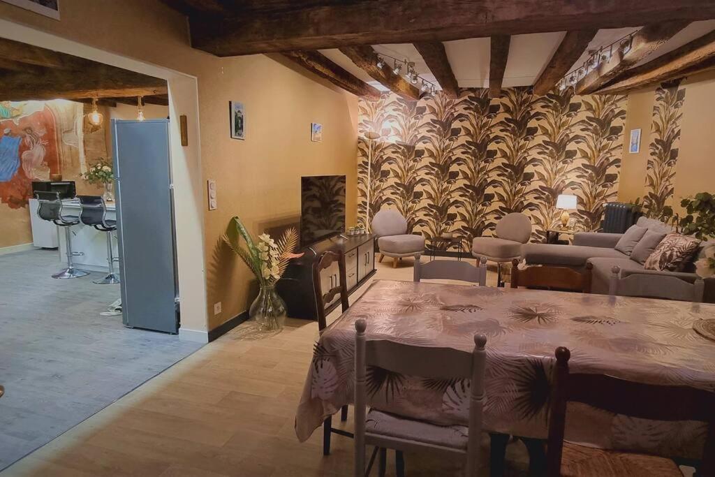 Grand Gite - Le Saint-Chrirtophe Châteauroux Exteriör bild