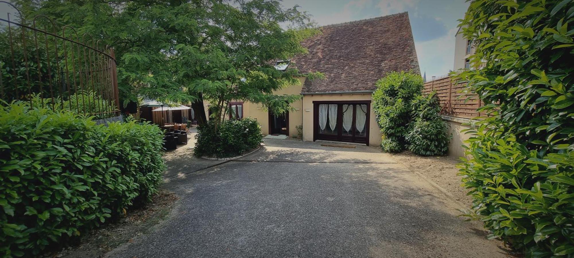 Grand Gite - Le Saint-Chrirtophe Châteauroux Exteriör bild